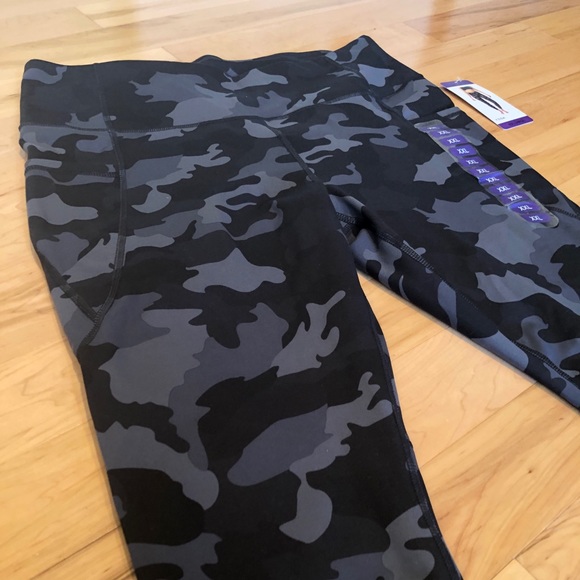 yogalicious camo leggings